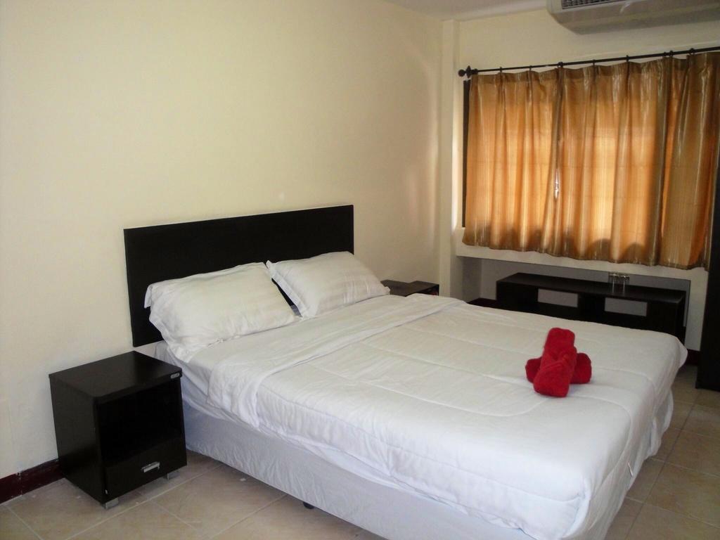 Sandman Hotel & Sports Bar Pattaya Rom bilde